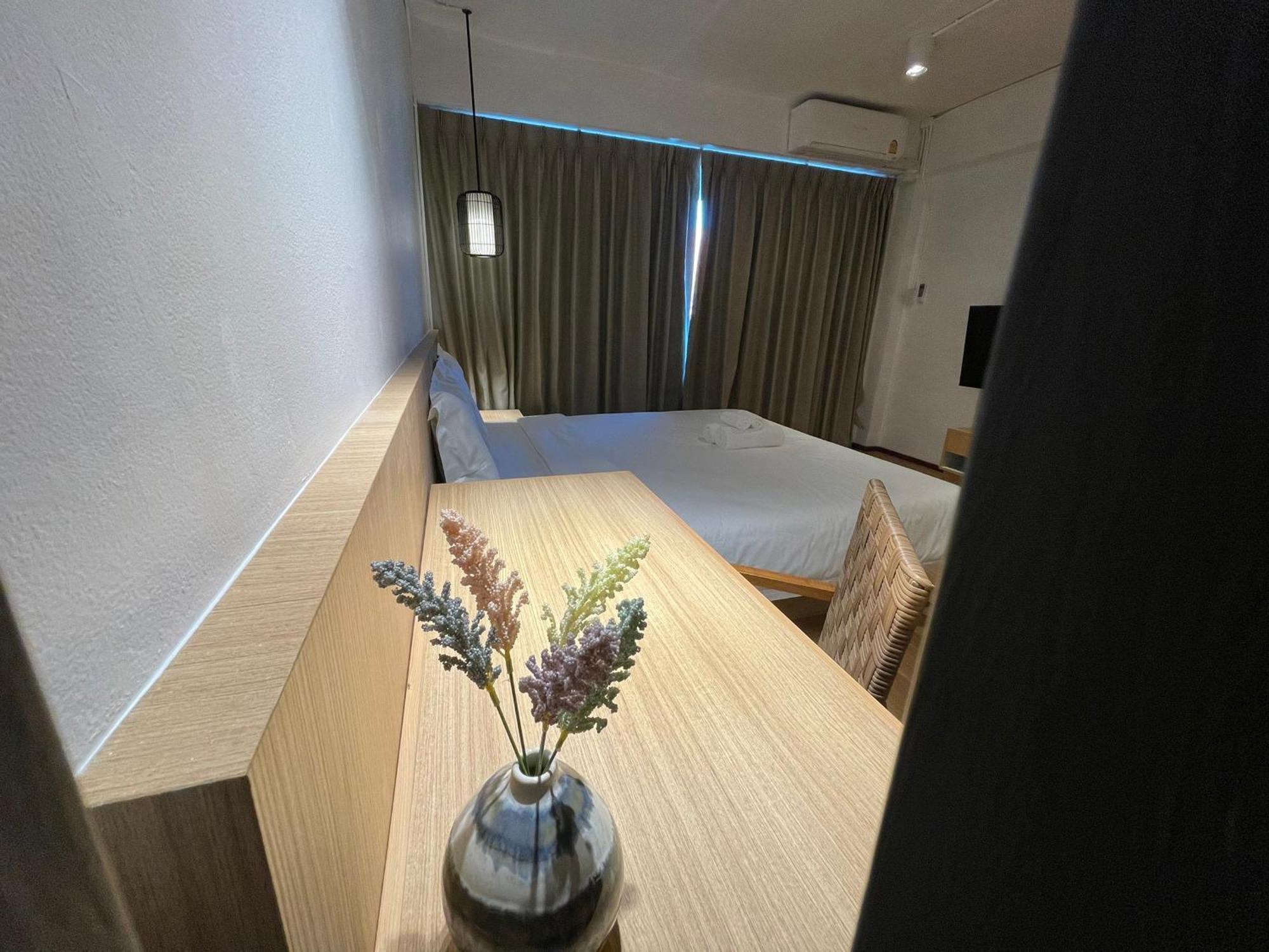 The Corner มุมม่วน คาเฟ่ แอนด์ โฮสเทล Mummuan Hostel Chiang Mai Exterior photo